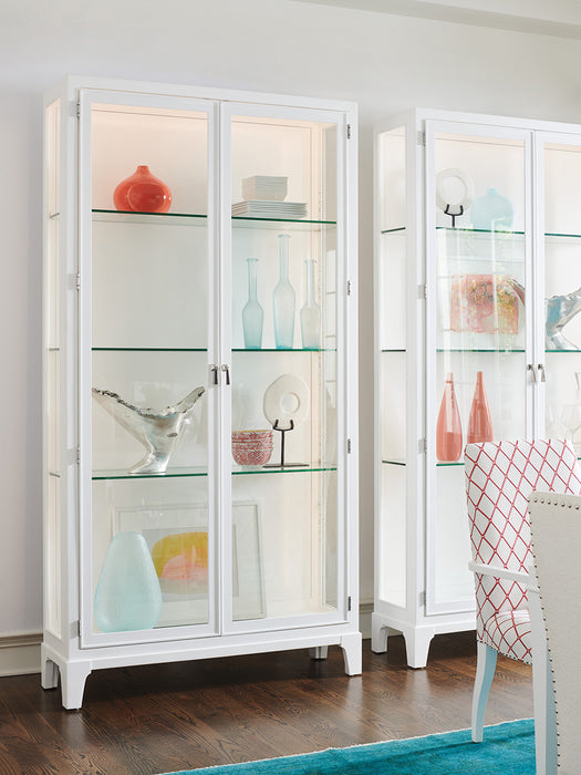 Lexington Furniture Avondale Lakeshore Curio in Alabaster White