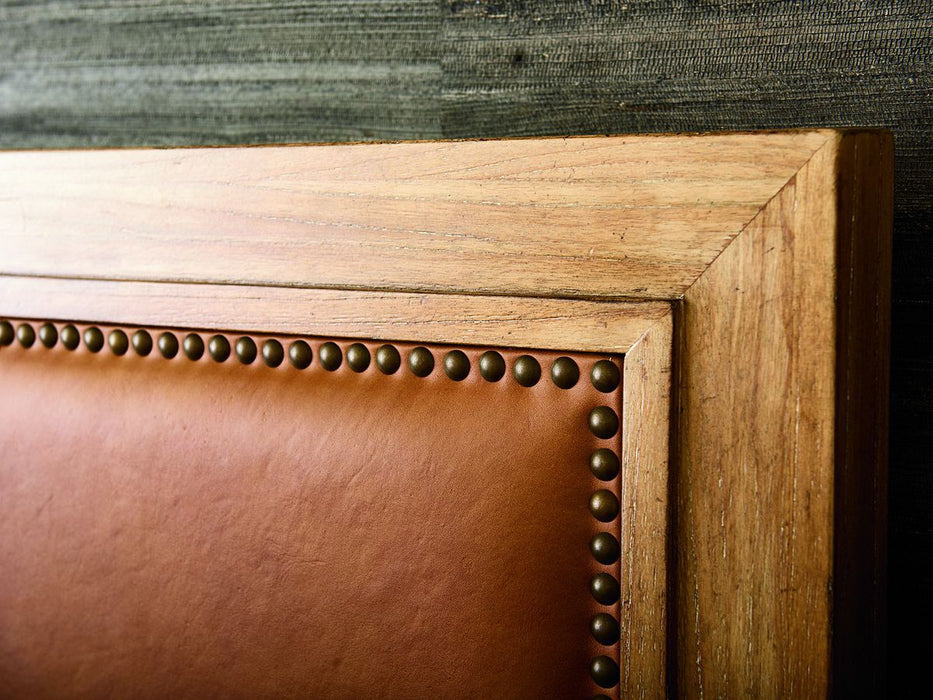 Tommy Bahama Home Los Altos King Antilles Upholstered Panel Bed in Natural Oak