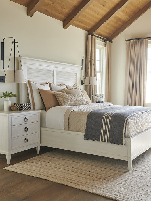 Tommy Bahama Ocean Breeze Royal Palm Louvered King Panel Bed in White