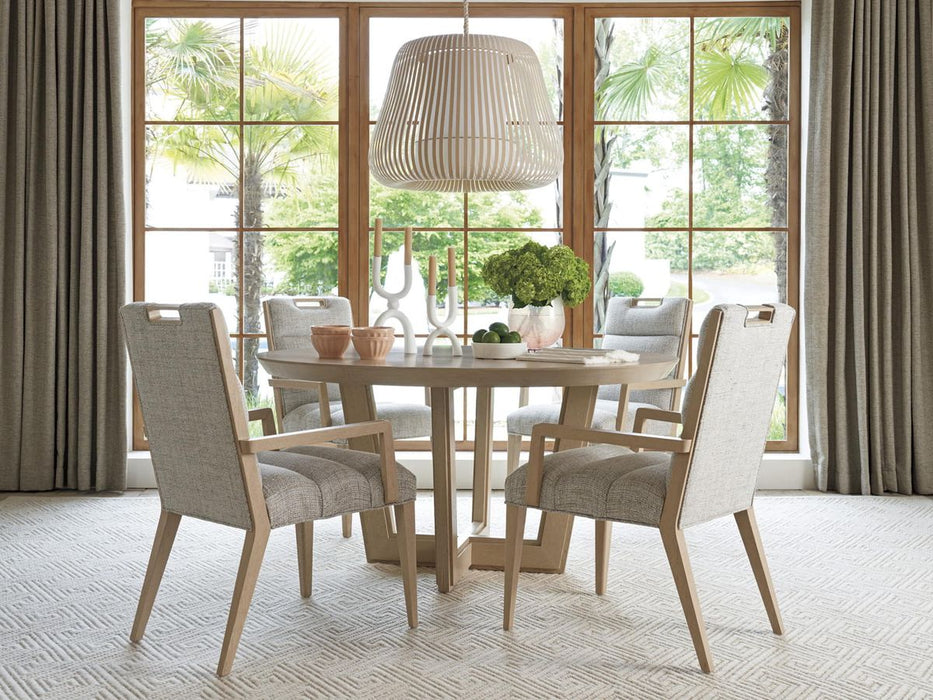 Lexington Furniture Sunset Key Hanson Round Dining Table in Sand Drift