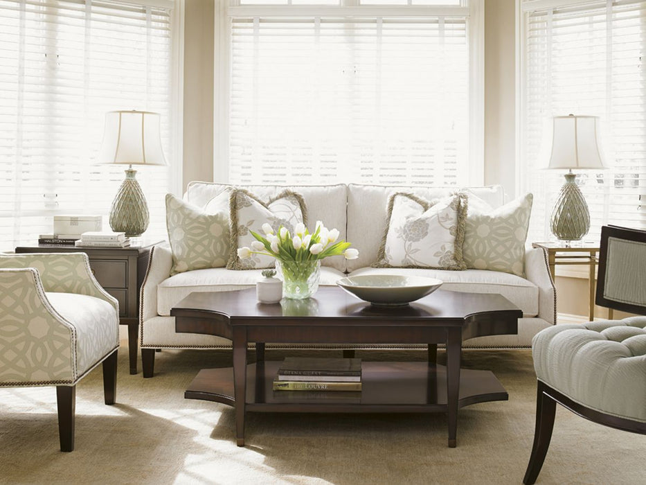 Lexington Furniture Kensington Place Richmond Rectangular Cocktail Table in Brentwood