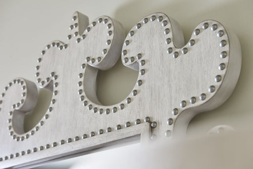 Lexington Oyster Bay Hempstead Vertical Mirror in Distressed image