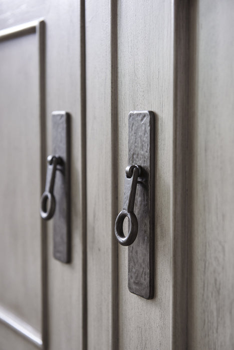 Lexington Oyster Bay Oakdale Buffet in Light Oyster Shell