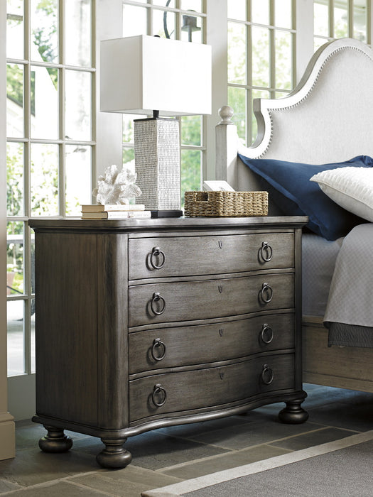 Lexington Oyster Bay Sandy Ridge Bachelor's Chest in Pelican Gray