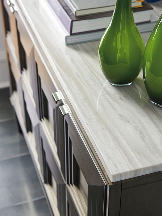 Lexington Ariana Domaine Hall Chest in Platinum