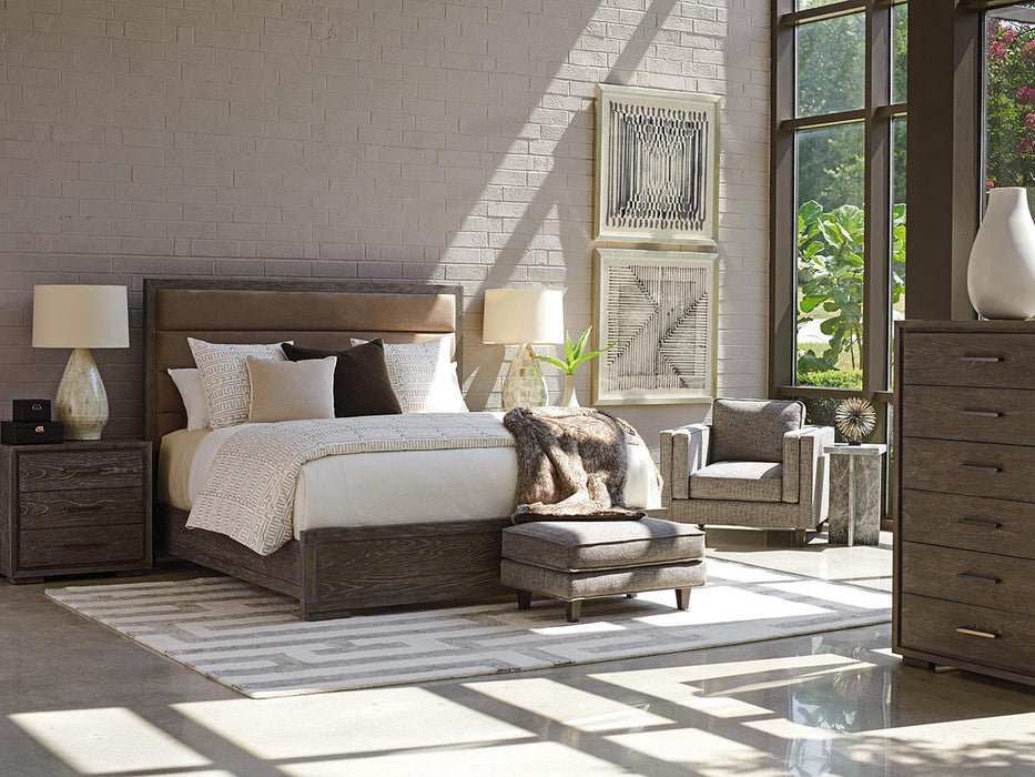 Lexington Furniture Santana California King Gramercy Upholstered Bed in Priano
