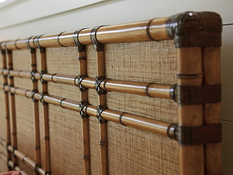 Tommy Bahama Home Twin Palms Coco Bay Cal King Panel Bed in Medium Umber 01-0558-135C