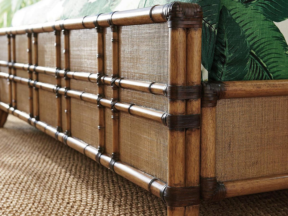Tommy Bahama Home Twin Palms Coco Bay King Panel Bed in Medium Umber 01-0558-134C