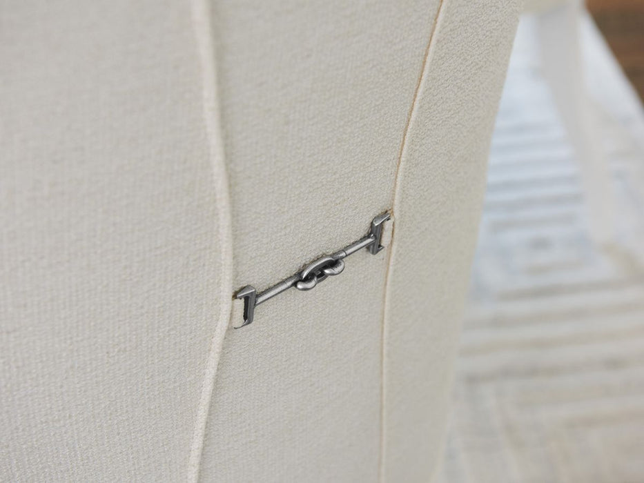 Lexington Furniture Avondale Geneva Upholstered Arm Chair in Artic White (Set of 2)