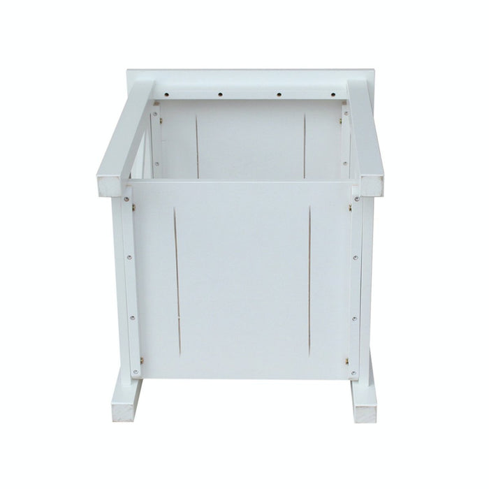 John Thomas Home Accents Hampton End Table